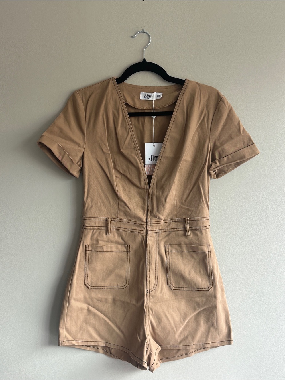 Tiger Mist NWT Tan Cotton Deep V Utility Short Romper Jumpsuit - Size M